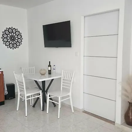Garden Apartman
